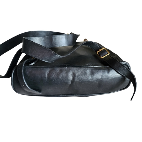 Gucci Black Leather Backpack with Bamboo Accents - Picture 6 of 9